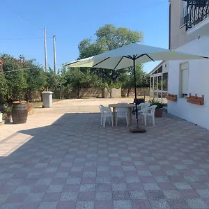 Il Casello Parcheggio Gratuito Willa